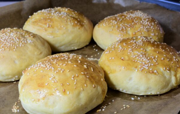 bun, hamburger buns, brioche-3963054.jpg